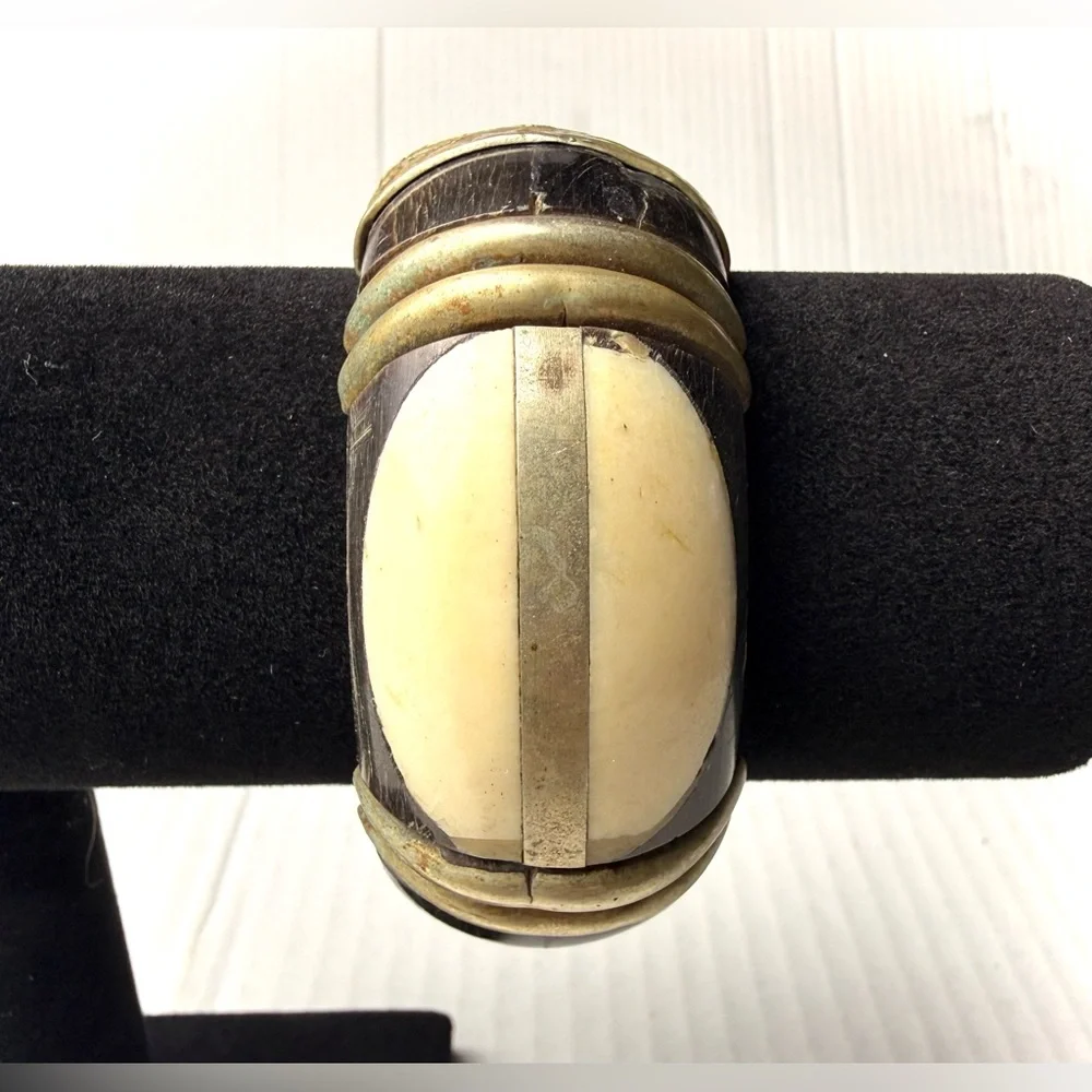 Vintage Bone Brass Wood Bangle‎ Hinged Bracelet Bohemian Chinky Wide Hippie 80s